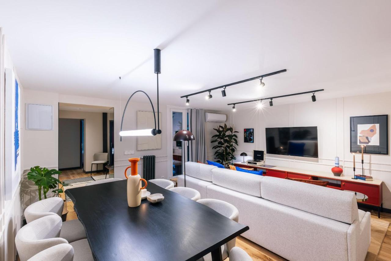 Stylish 4 Suites +Patio Luxury Apartment Gran Via Madrid Extérieur photo