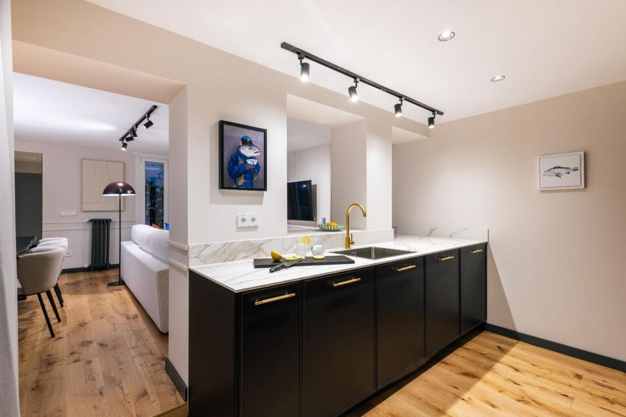 Stylish 4 Suites +Patio Luxury Apartment Gran Via Madrid Extérieur photo